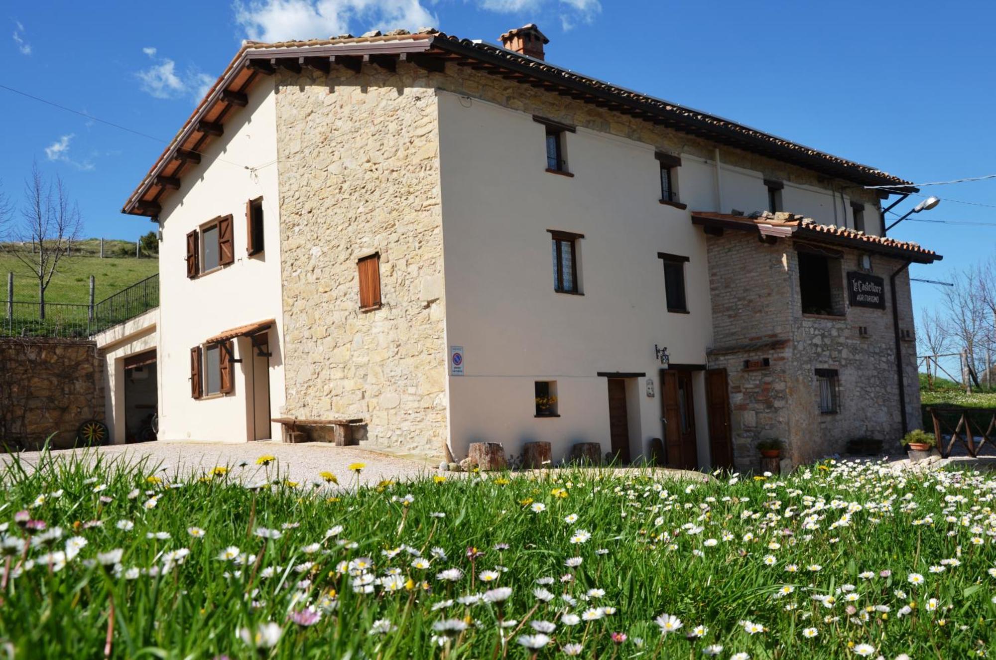 Agriturismo Le Castellare Montemonaco Kültér fotó