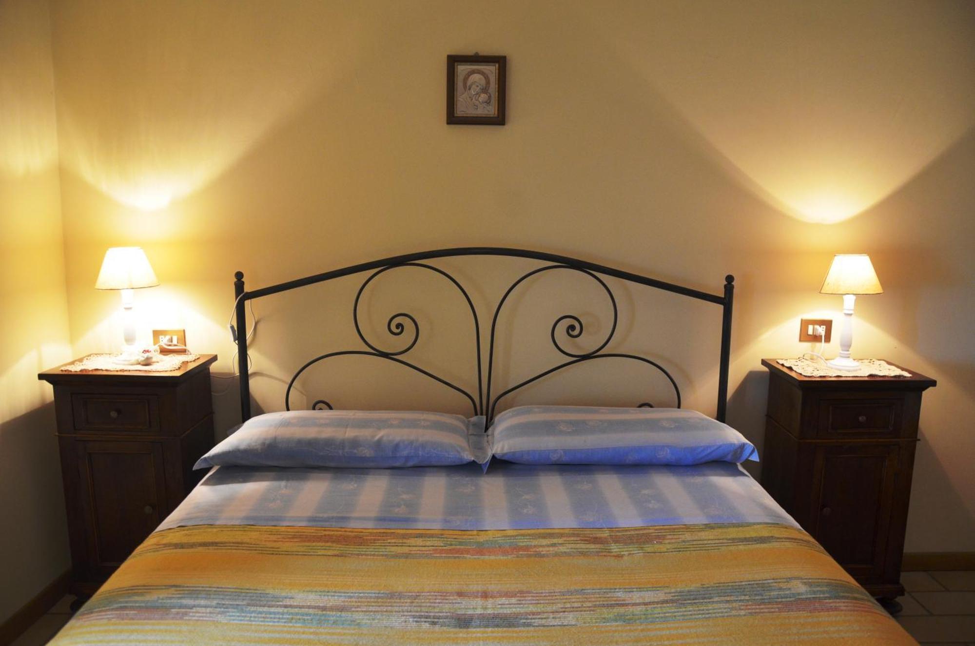 Agriturismo Le Castellare Montemonaco Szoba fotó