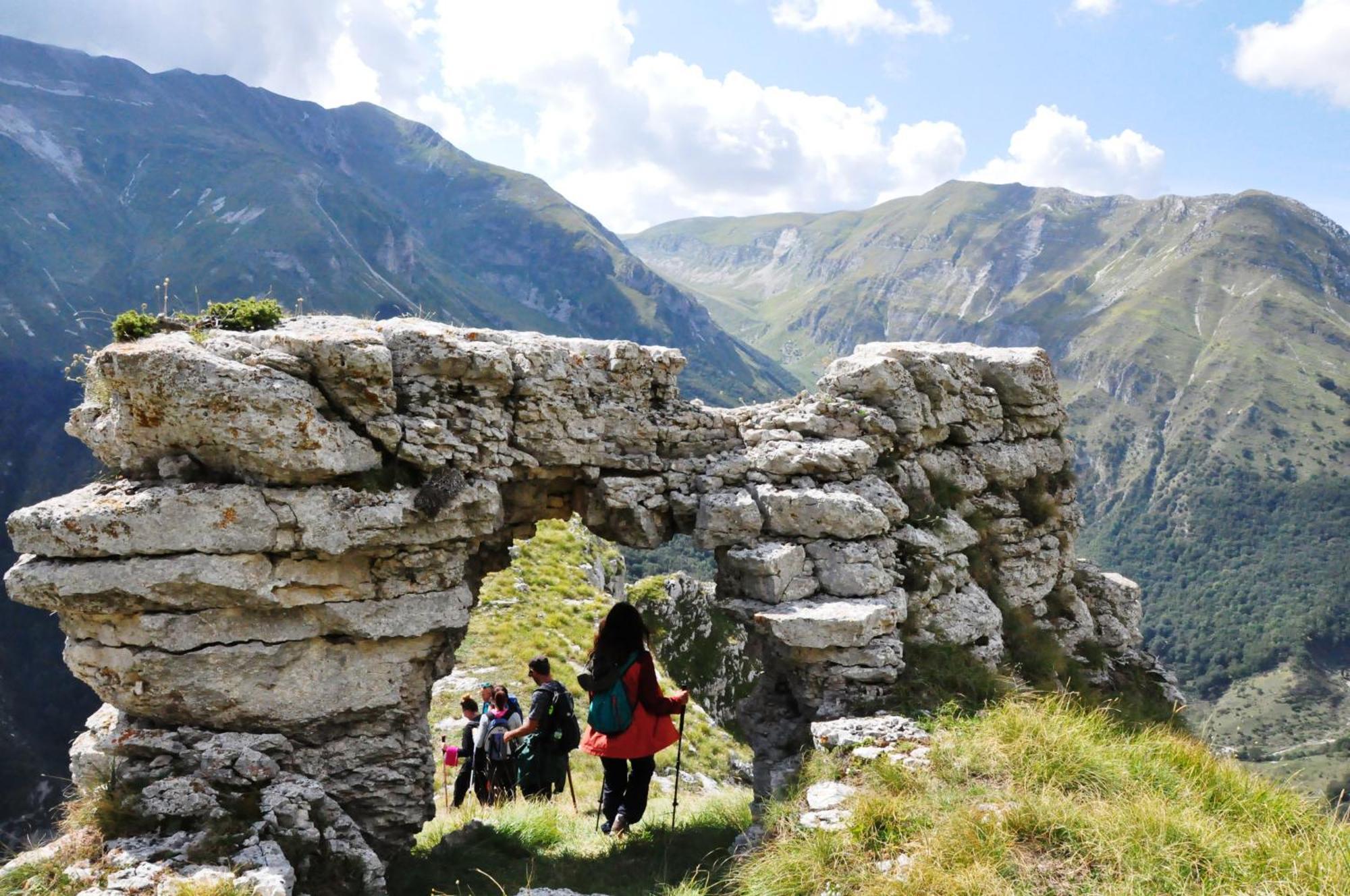 Agriturismo Le Castellare Montemonaco Kültér fotó